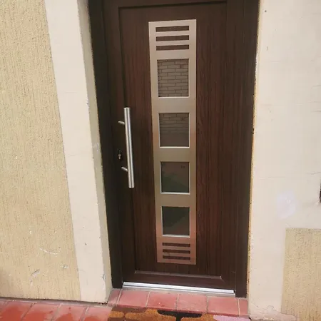 Airport Nest Βελιγράδι