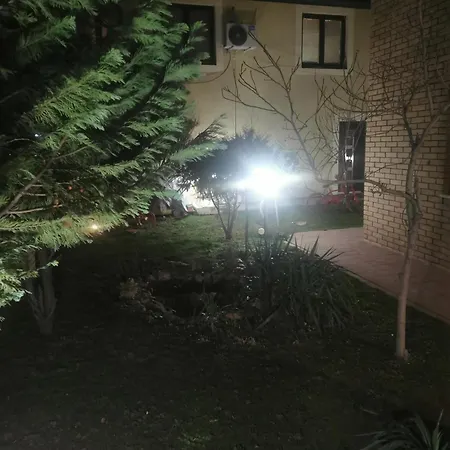 Airport Nest Διαμέρισμα