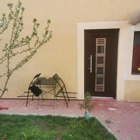 Airport Nest Βελιγράδι